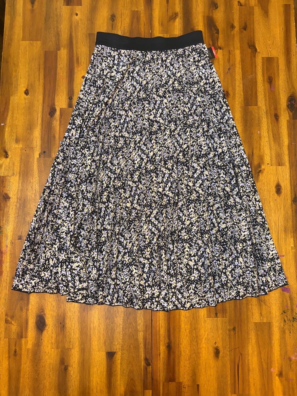 Vince Camuto Black & White Floral Pleated Midi Skirt size XS